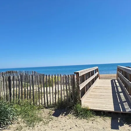 Maison Bord De בית נופש פרונטיניאן