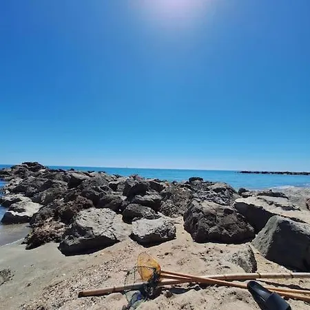 Maison Bord De Hébergement de vacances Frontignan