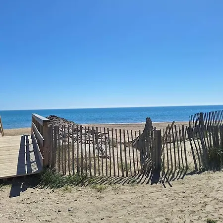 בית נופש Maison Bord De פרונטיניאן