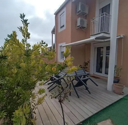 Maison Bord De Ferienhaus *